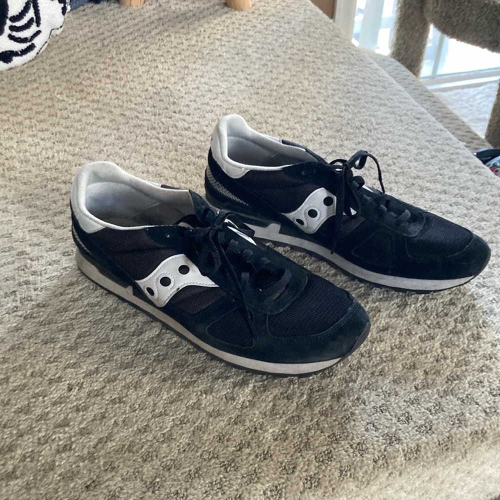 Men’s size 14 Saucony shoes, shadow